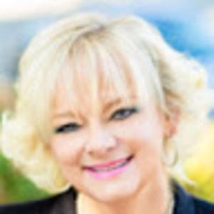 Meet your Posher, Mae